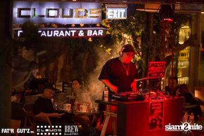 Seenspace Invasion ที่ร้าน Clouds, Fat'R Gut'z และ BREW Beers & Ciders — photo 70