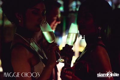 Blow-Up Anniversary ที่ แม็กกี้ ชูส์ Ladies Night — photo 42