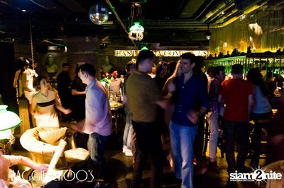 Blow-Up Anniversary ที่ แม็กกี้ ชูส์ Ladies Night — photo 79