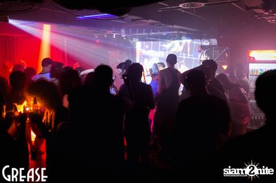 Friday Night at Grease Bangkok, Sukhumvit Soi 49 — photo 58