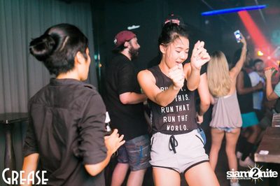 Friday Night at Grease Bangkok, Sukhumvit Soi 49 — photo 61