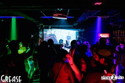Friday Night at Grease Bangkok, Sukhumvit Soi 49 — photo 86