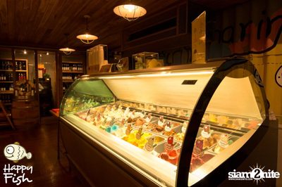 ปาร์ตี้คืนวันเสาร์ที่ร้าน แฮปปี้ ฟิช, เอเชีย ทีค เดอะ ริเวอร์ฟร้อนท์ — photo 17