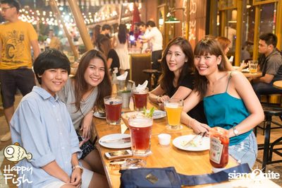 ปาร์ตี้คืนวันเสาร์ที่ร้าน แฮปปี้ ฟิช, เอเชีย ทีค เดอะ ริเวอร์ฟร้อนท์ — photo 40