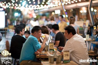 ปาร์ตี้คืนวันเสาร์ที่ร้าน แฮปปี้ ฟิช, เอเชีย ทีค เดอะ ริเวอร์ฟร้อนท์ — photo 41