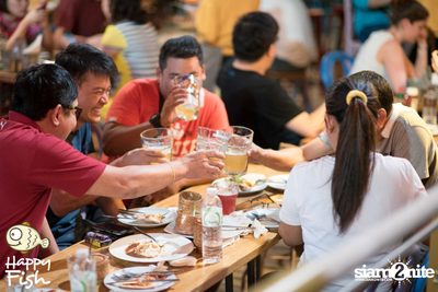 ปาร์ตี้คืนวันเสาร์ที่ร้าน แฮปปี้ ฟิช, เอเชีย ทีค เดอะ ริเวอร์ฟร้อนท์ — photo 83