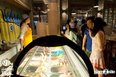 ปาร์ตี้คืนวันเสาร์ที่ร้าน แฮปปี้ ฟิช, เอเชีย ทีค เดอะ ริเวอร์ฟร้อนท์ — photo 133