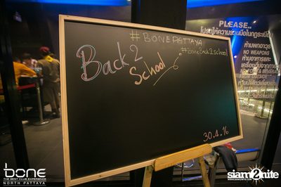 Back 2 School Party กับ J Trick ที่ร้าน โบน, พัทยาเหนือ — photo 2