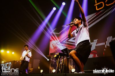 Back 2 School Party กับ J Trick ที่ร้าน โบน, พัทยาเหนือ — photo 20