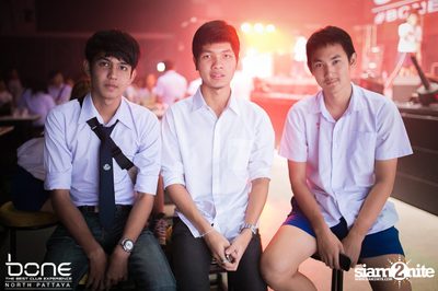Back 2 School Party กับ J Trick ที่ร้าน โบน, พัทยาเหนือ — photo 24