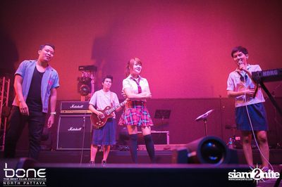 Back 2 School Party กับ J Trick ที่ร้าน โบน, พัทยาเหนือ — photo 35