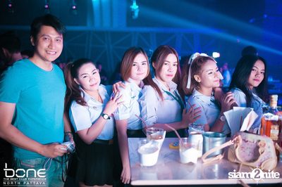 Back 2 School Party กับ J Trick ที่ร้าน โบน, พัทยาเหนือ — photo 49