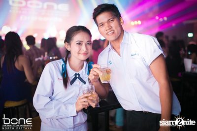 Back 2 School Party กับ J Trick ที่ร้าน โบน, พัทยาเหนือ — photo 51
