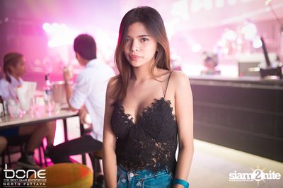 Back 2 School Party กับ J Trick ที่ร้าน โบน, พัทยาเหนือ — photo 69