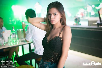 Back 2 School Party กับ J Trick ที่ร้าน โบน, พัทยาเหนือ — photo 70