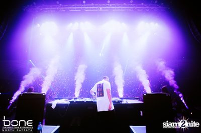 Back 2 School Party กับ J Trick ที่ร้าน โบน, พัทยาเหนือ — photo 138