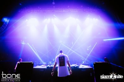 Back 2 School Party กับ J Trick ที่ร้าน โบน, พัทยาเหนือ — photo 139