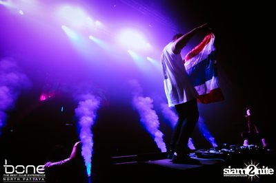 Back 2 School Party กับ J Trick ที่ร้าน โบน, พัทยาเหนือ — photo 148