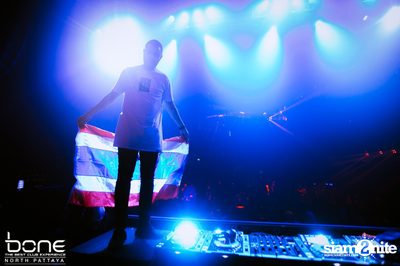 Back 2 School Party กับ J Trick ที่ร้าน โบน, พัทยาเหนือ — photo 149