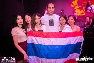 Back 2 School Party กับ J Trick ที่ร้าน โบน, พัทยาเหนือ — photo 153