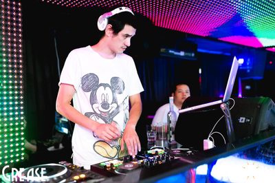 Saturday Night at Grease Bangkok, Sukhumvit 49 — photo 21