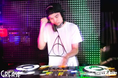 Saturday Night at Grease Bangkok, Sukhumvit 49 — photo 46