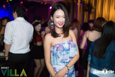 New Jiew Live at Funky Villa, Thonglor Soi 10 — photo 13