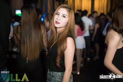 New Jiew Live at Funky Villa, Thonglor Soi 10 — photo 23