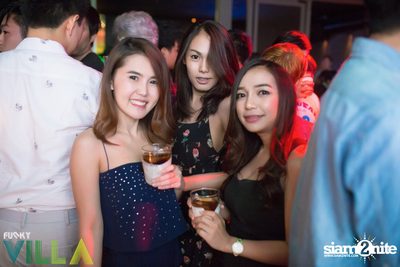 New Jiew Live at Funky Villa, Thonglor Soi 10 — photo 28