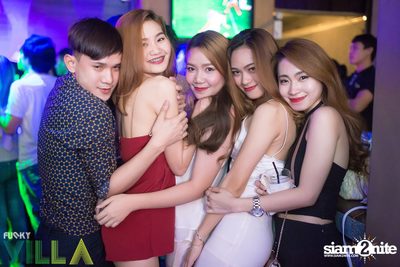 New Jiew Live at Funky Villa, Thonglor Soi 10 — photo 46