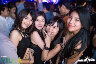New Jiew Live at Funky Villa, Thonglor Soi 10 — photo 70