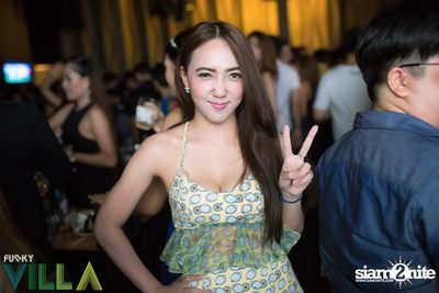 New Jiew Live at Funky Villa, Thonglor Soi 10 — photo 75