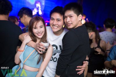 New Jiew Live at Funky Villa, Thonglor Soi 10 — photo 102