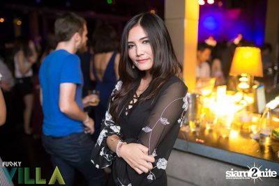 New Jiew Live at Funky Villa, Thonglor Soi 10 — photo 111