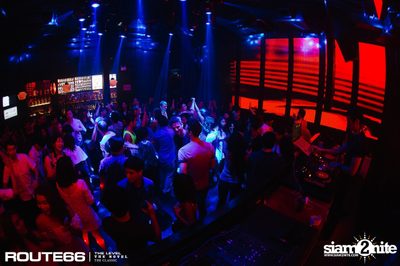 ปาร์ตี้คืนวันเสาร์ ที่ร้าน รูท ซิกตี้ซิก คลับ อาร์ซีเอ — photo 31