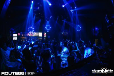 ปาร์ตี้คืนวันเสาร์ ที่ร้าน รูท ซิกตี้ซิก คลับ อาร์ซีเอ — photo 32
