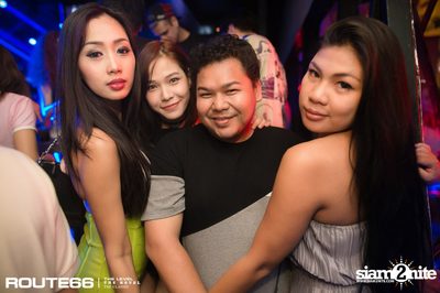 ปาร์ตี้คืนวันเสาร์ ที่ร้าน รูท ซิกตี้ซิก คลับ อาร์ซีเอ — photo 91