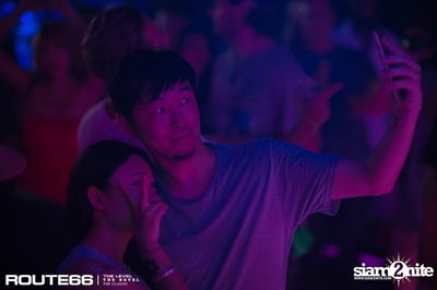 ปาร์ตี้คืนวันเสาร์ ที่ร้าน รูท ซิกตี้ซิก คลับ อาร์ซีเอ — photo 94