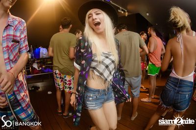 SO POOL PARTY ที่ เดอะ วอเทอร์ คลับ | โรงแรมโซฟิเทล โซ — photo 10
