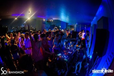 SO POOL PARTY ที่ เดอะ วอเทอร์ คลับ | โรงแรมโซฟิเทล โซ — photo 16