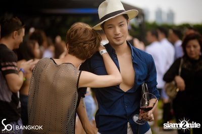 SO POOL PARTY ที่ เดอะ วอเทอร์ คลับ | โรงแรมโซฟิเทล โซ — photo 52