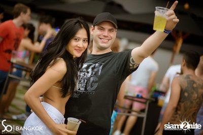 SO POOL PARTY ที่ เดอะ วอเทอร์ คลับ | โรงแรมโซฟิเทล โซ — photo 75