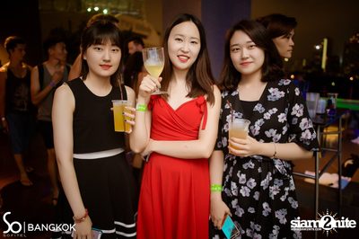 SO POOL PARTY ที่ เดอะ วอเทอร์ คลับ | โรงแรมโซฟิเทล โซ — photo 122