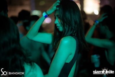SO POOL PARTY ที่ เดอะ วอเทอร์ คลับ | โรงแรมโซฟิเทล โซ — photo 132