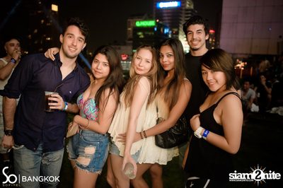 SO POOL PARTY ที่ เดอะ วอเทอร์ คลับ | โรงแรมโซฟิเทล โซ — photo 138