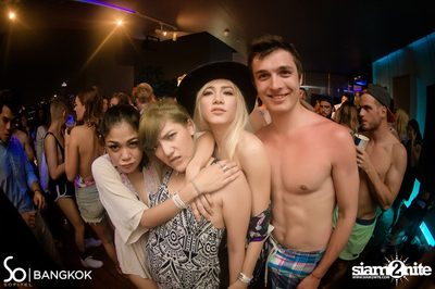 SO POOL PARTY ที่ เดอะ วอเทอร์ คลับ | โรงแรมโซฟิเทล โซ — photo 163