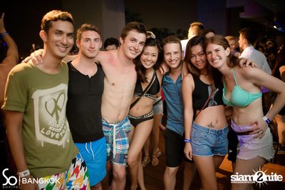 SO POOL PARTY ที่ เดอะ วอเทอร์ คลับ | โรงแรมโซฟิเทล โซ — photo 173