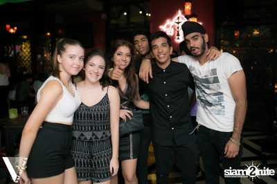 Friday Night at Desi Beats, The Opus | Thonglor Soi 10 — photo 1