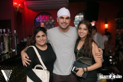 Friday Night at Desi Beats, The Opus | Thonglor Soi 10 — photo 22