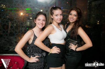 Friday Night at Desi Beats, The Opus | Thonglor Soi 10 — photo 31